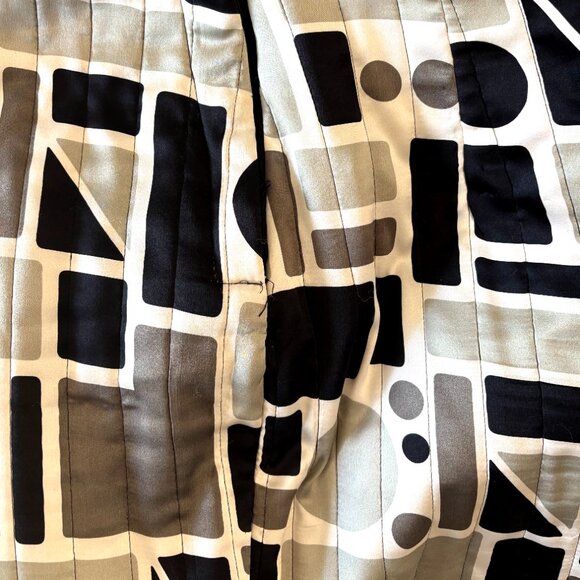 Poleci Geometric Quilted A-Line Skirt – Modern Retro Statement Piece. 2 - Picture 7 of 9